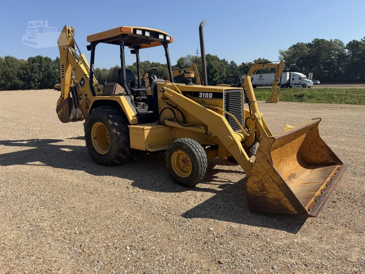 1996 John Deere 310D Backhoe Loaders for sale in Nesbit, MS - listing photo 2 of 10