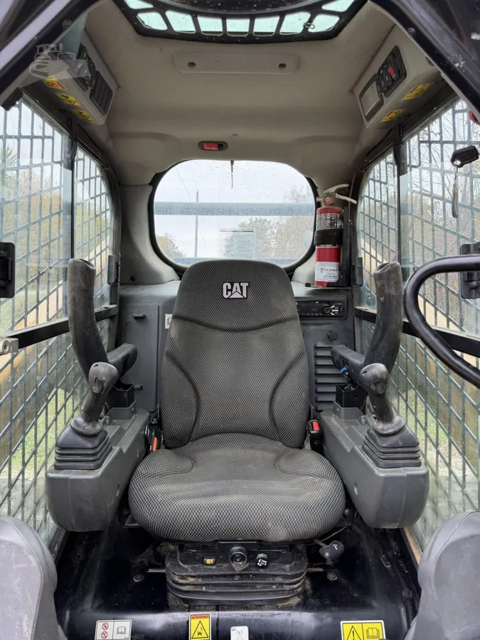 2020 Caterpillar 289D3 Track Loaders for sale in Eagle, MI - listing photo 9 of 10