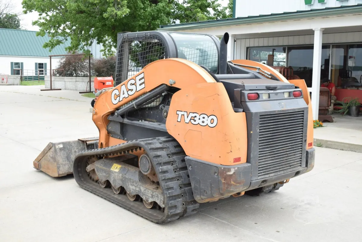2018 CASE TV380 Track Loaders for sale in Kingdom City, MO - listing photo 3 of 8