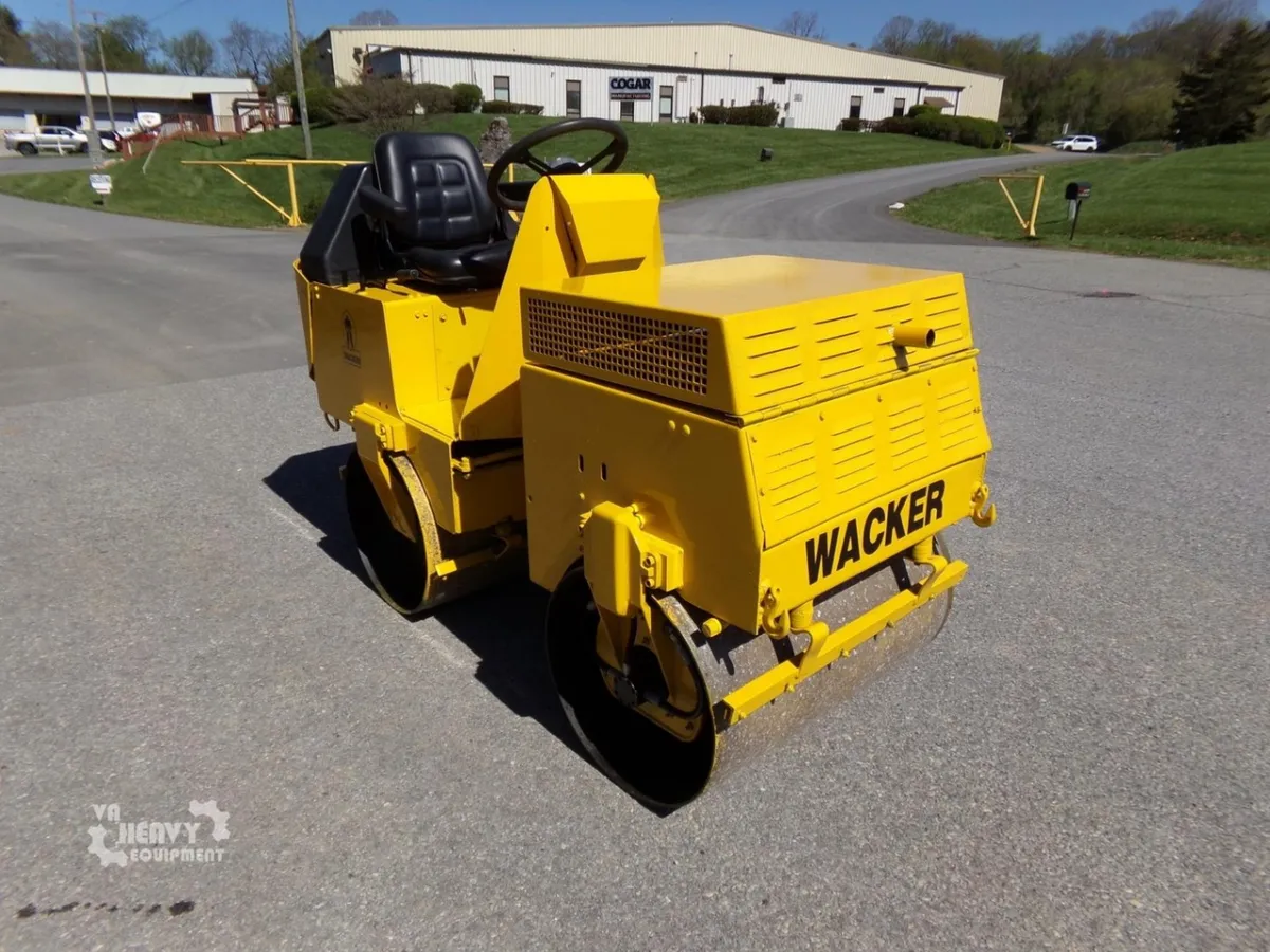 1993 Wacker Neuson RD880V Smooth Drum Rollers for sale in Pearisburg, VA - listing photo 3 of 10