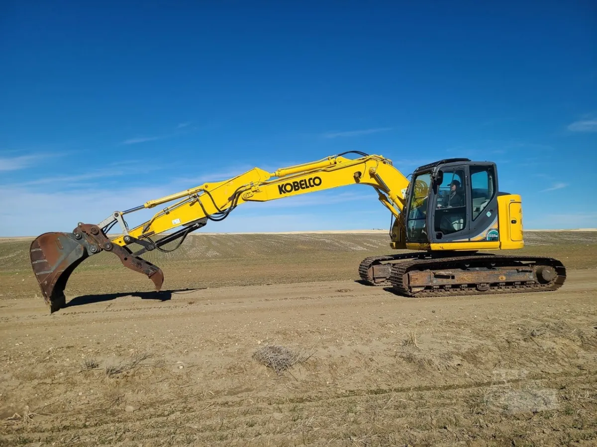 2016 Kobelco SK140SR LC-5 Excavators for sale in Loma, MT - listing photo 7 of 10