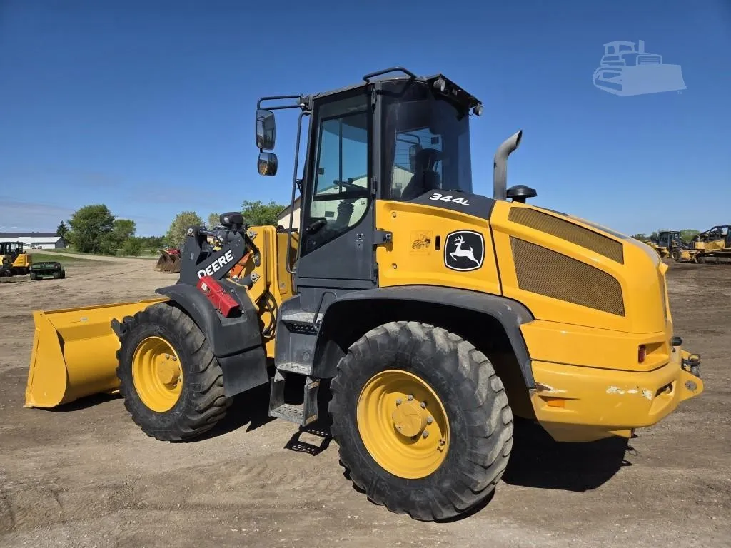 2021 John Deere 344L Wheel Loaders for sale in Henning, MN - listing photo 5 of 10
