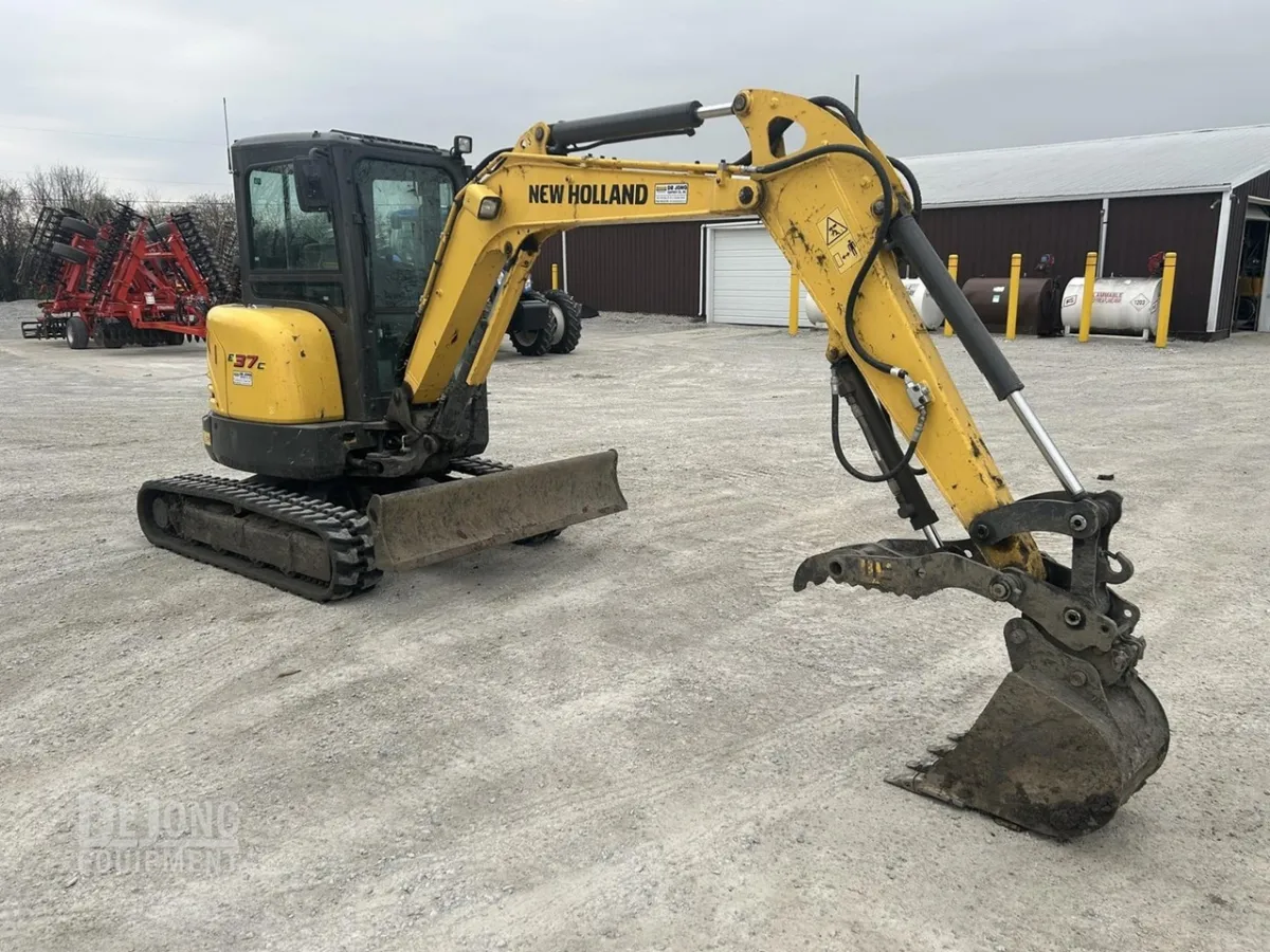 2024 New Holland E37C Excavators for sale in City, IL - listing photo 2 of 8