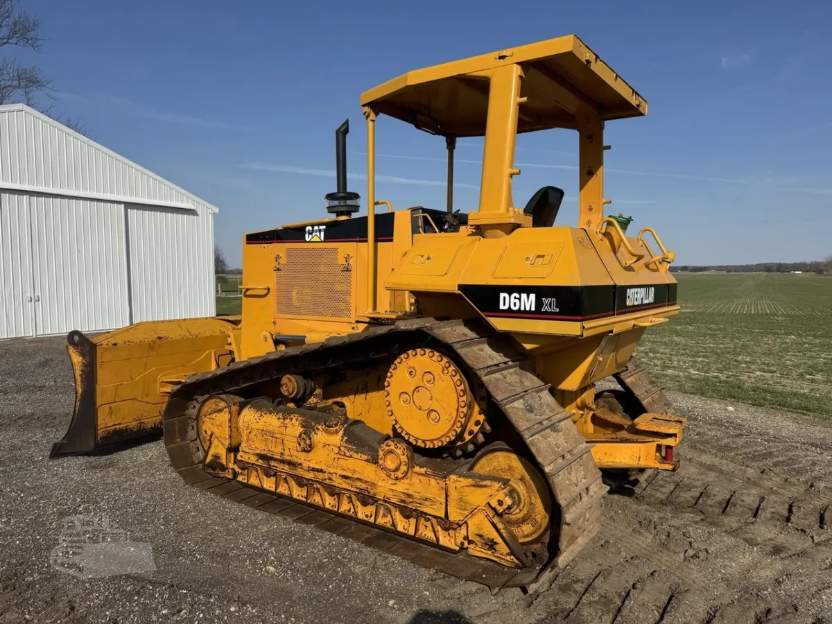 1999 Caterpillar D6M XL Dozers for sale in Allegan, MI - listing photo 2 of 10