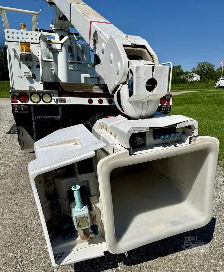 2012 Altec AT40M Service Mechanics Truck Crane for sale in Knoxville, IA - listing photo 32 of 45