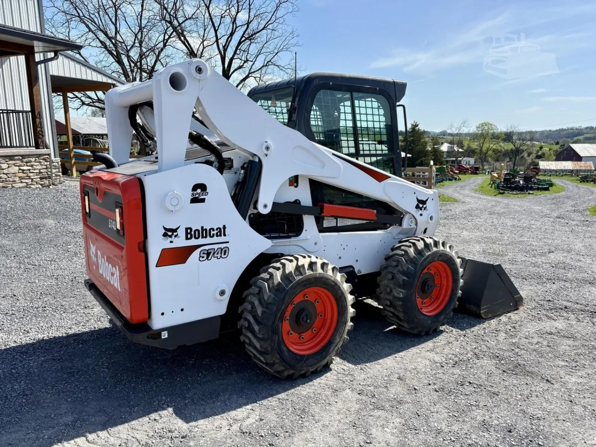 2020 Bobcat S740 Skid Steer Loaders for sale in Linville, VA - listing photo 4 of 10