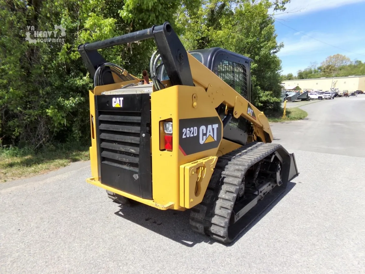 2017 Caterpillar 262D Skid Steer Loaders for sale in Pearisburg, VA - listing photo 7 of 10
