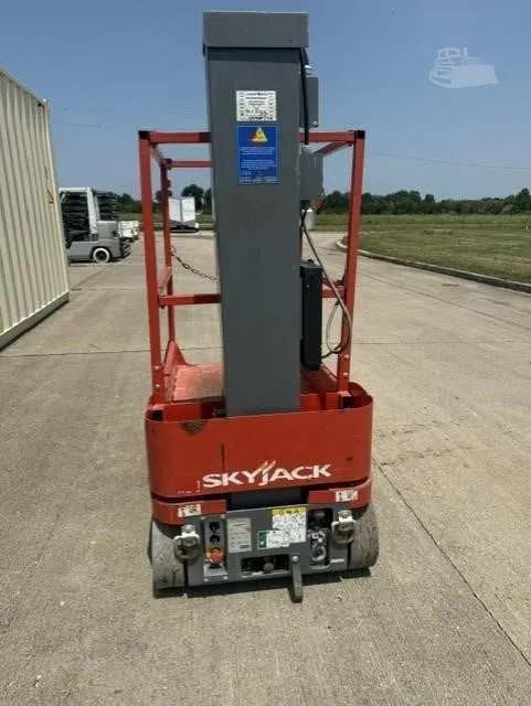 2019 Skyjack SJ12 Vertical Mast Lift Push Around for sale in Newton, IL - listing photo 7 of 8