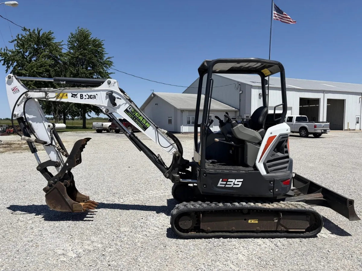 2020 Bobcat E35 Excavators for sale in Clay City, IL - listing photo 5 of 8