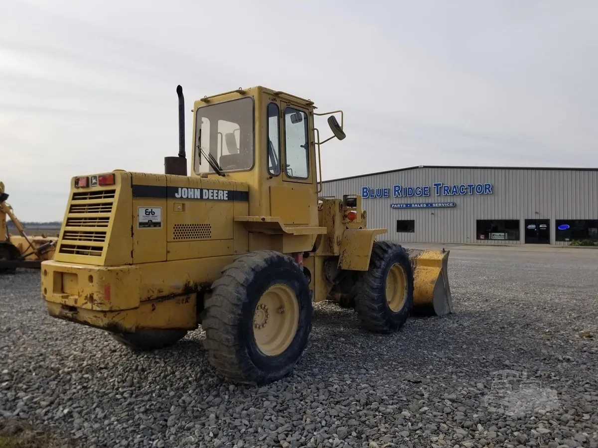 1994 John Deere 444G Wheel Loaders for sale in Benton, IL - listing photo 3 of 8