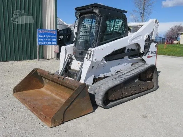 2016 Bobcat T870 Track Loaders for sale in City, IL - listing photo 2 of 8