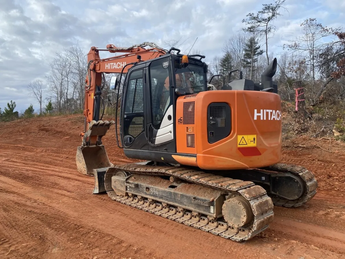 2020 Hitachi ZX135US-6 Excavators for sale in Rockwell, NC - listing photo 5 of 10