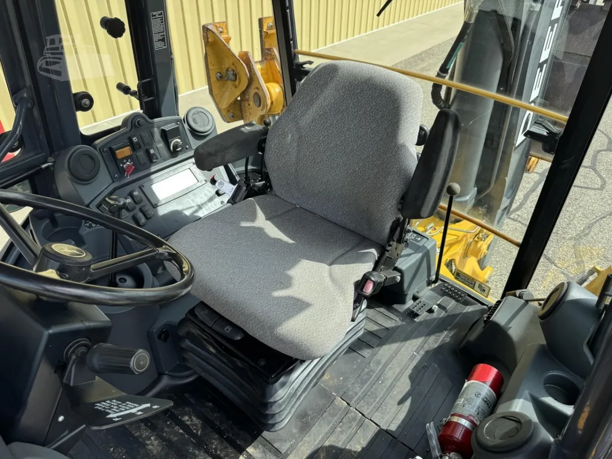 2011 John Deere 710J Backhoe Loaders for sale in Allegan, MI - listing photo 7 of 10