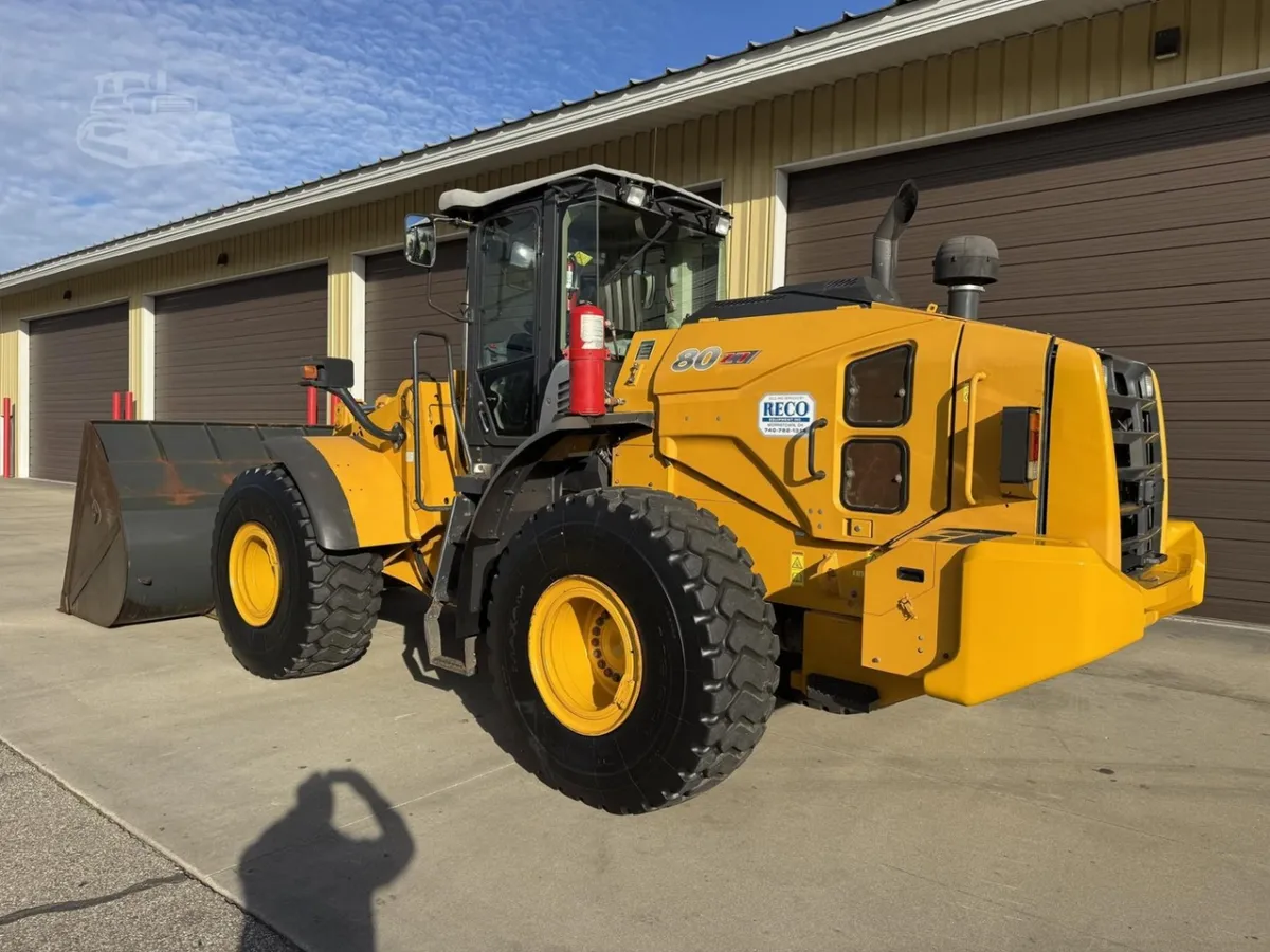 2016 Kawasaki 80Z7 Wheel Loaders for sale in Allegan, MI - listing photo 2 of 10