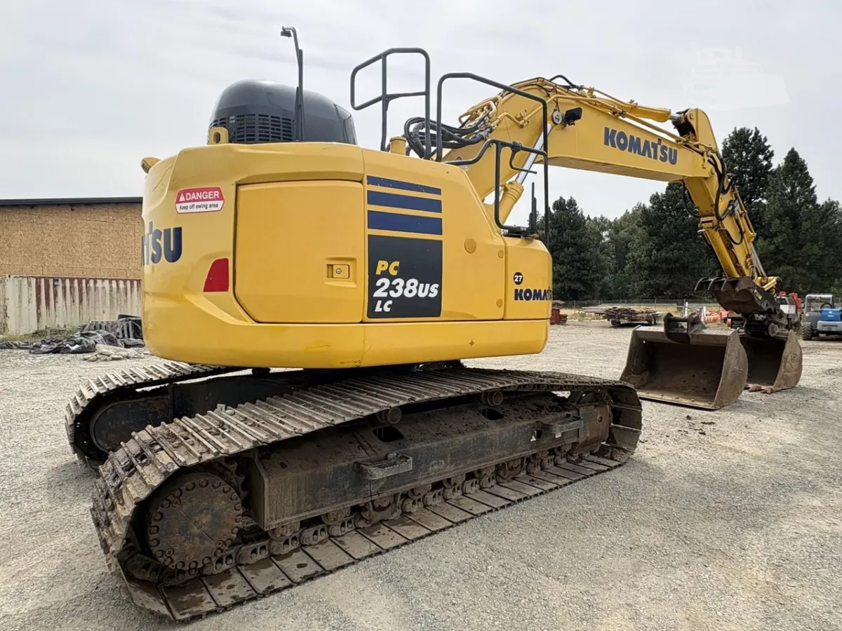 2020 Komatsu PC238USLC-11 Excavators for sale in Cle Elum, WA - listing photo 5 of 10