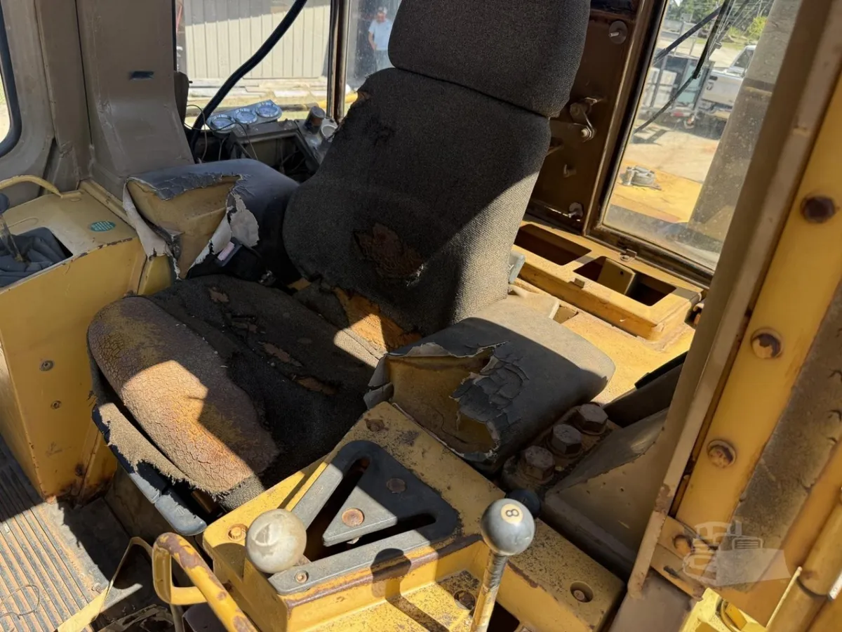 1990 Caterpillar 963 Track Loaders for sale in Eatonton, GA - listing photo 8 of 9