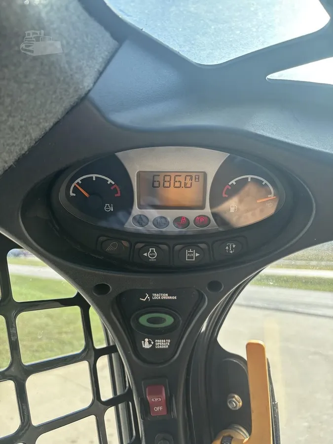 2021 Bobcat S590 Skid Steer Loaders for sale in Strafford, MO - listing photo 9 of 10