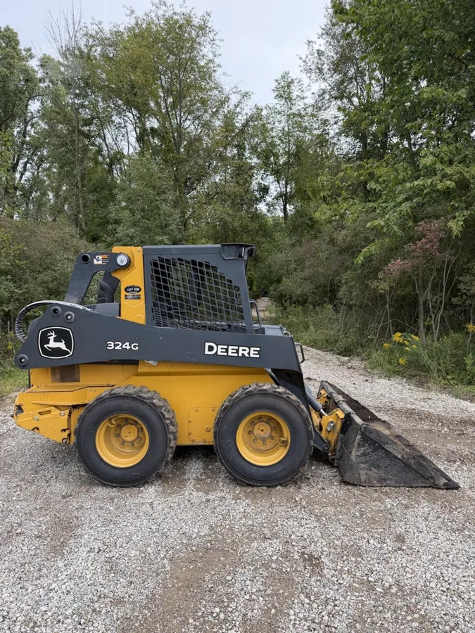 2024 John Deere 324G Skid Steer Loaders for sale in Eagle, MI - listing photo 3 of 10