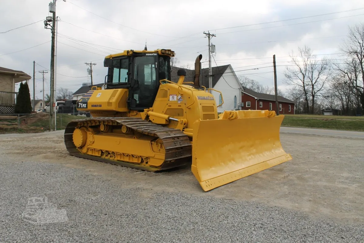2022 Komatsu D71PX-24 Dozers for sale in Pleasureville, KY - listing photo 6 of 10