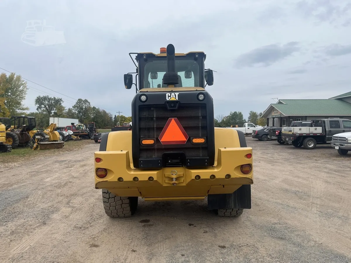 2017 Caterpillar 938M Wheel Loaders for sale in Holcombe, WI - listing photo 3 of 10