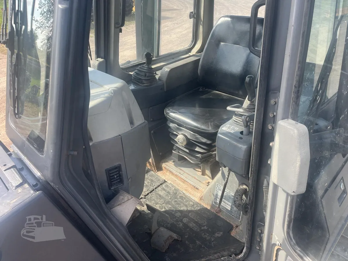 1999 Komatsu D41P-6 Dozers for sale in Holcombe, WI - listing photo 8 of 10