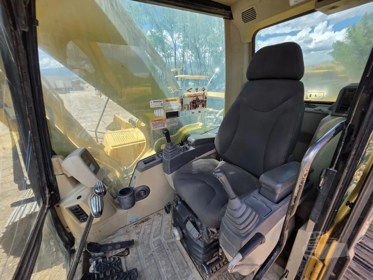 2005 Caterpillar 325CL Excavators for sale in Paonia, CO - listing photo 9 of 10