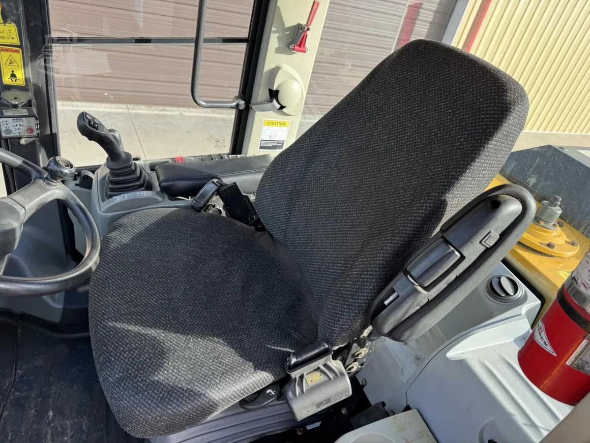 2016 Kawasaki 80Z7 Wheel Loaders for sale in Allegan, MI - listing photo 9 of 10
