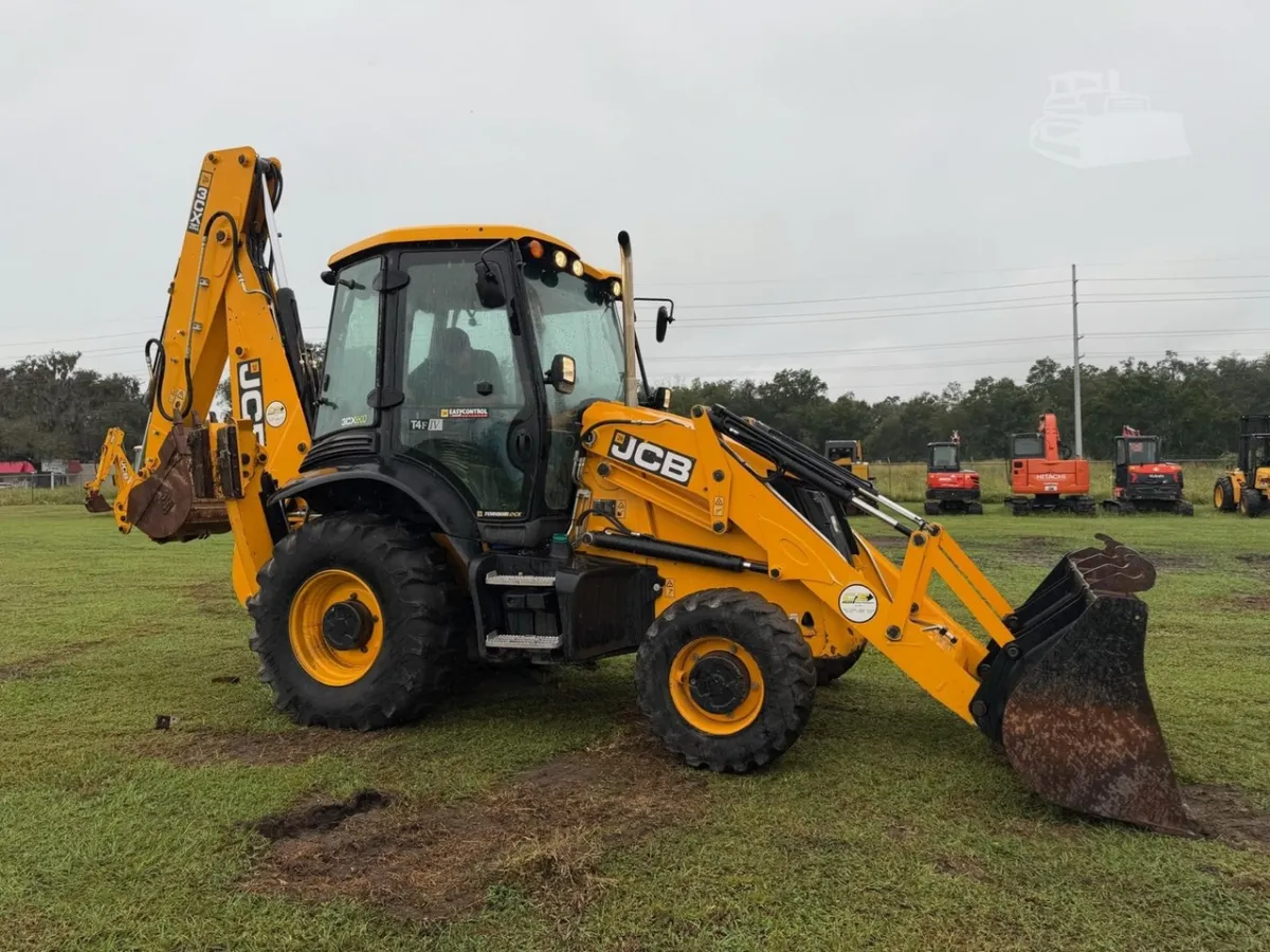 2023 JCB 3CX Backhoe Loaders for sale in Plant City, FL - listing photo 2 of 10