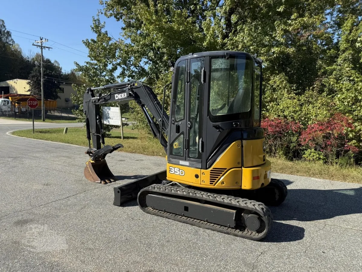 2010 John Deere 35D Excavators for sale in Pleasant Garden, NC - listing photo 4 of 6