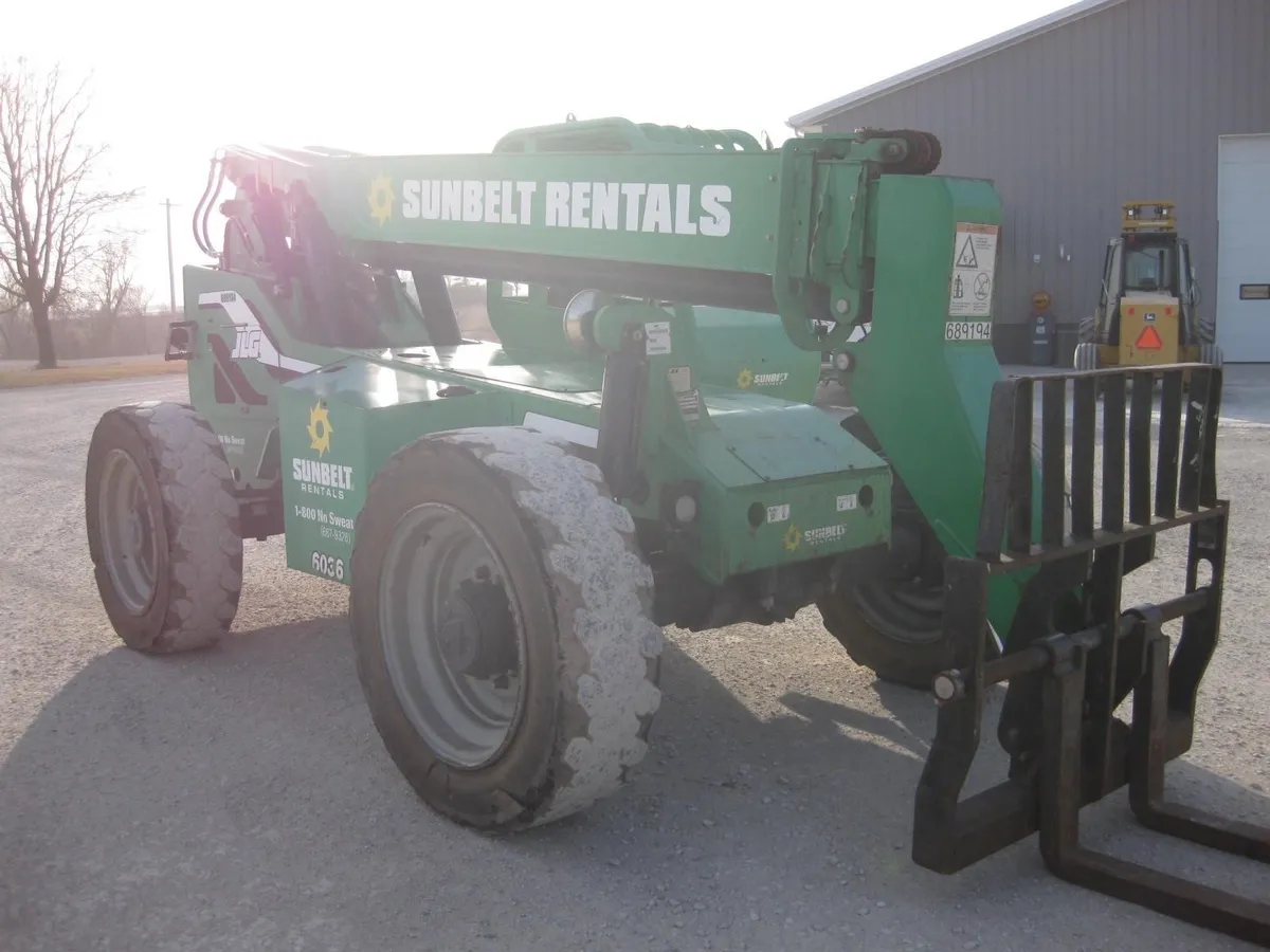 2015 SkyTrak (JLG) 6036 Telehandlers Forklifts for sale in Shellsburg, IA - listing photo 5 of 13