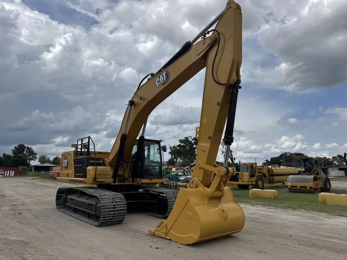 2022 Caterpillar 336 Excavators for sale in Mulberry, FL - listing photo 2 of 10