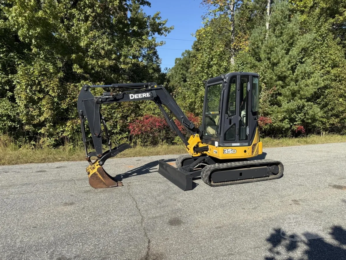 2010 John Deere 35D Excavators for sale in Pleasant Garden, NC - listing photo 2 of 6
