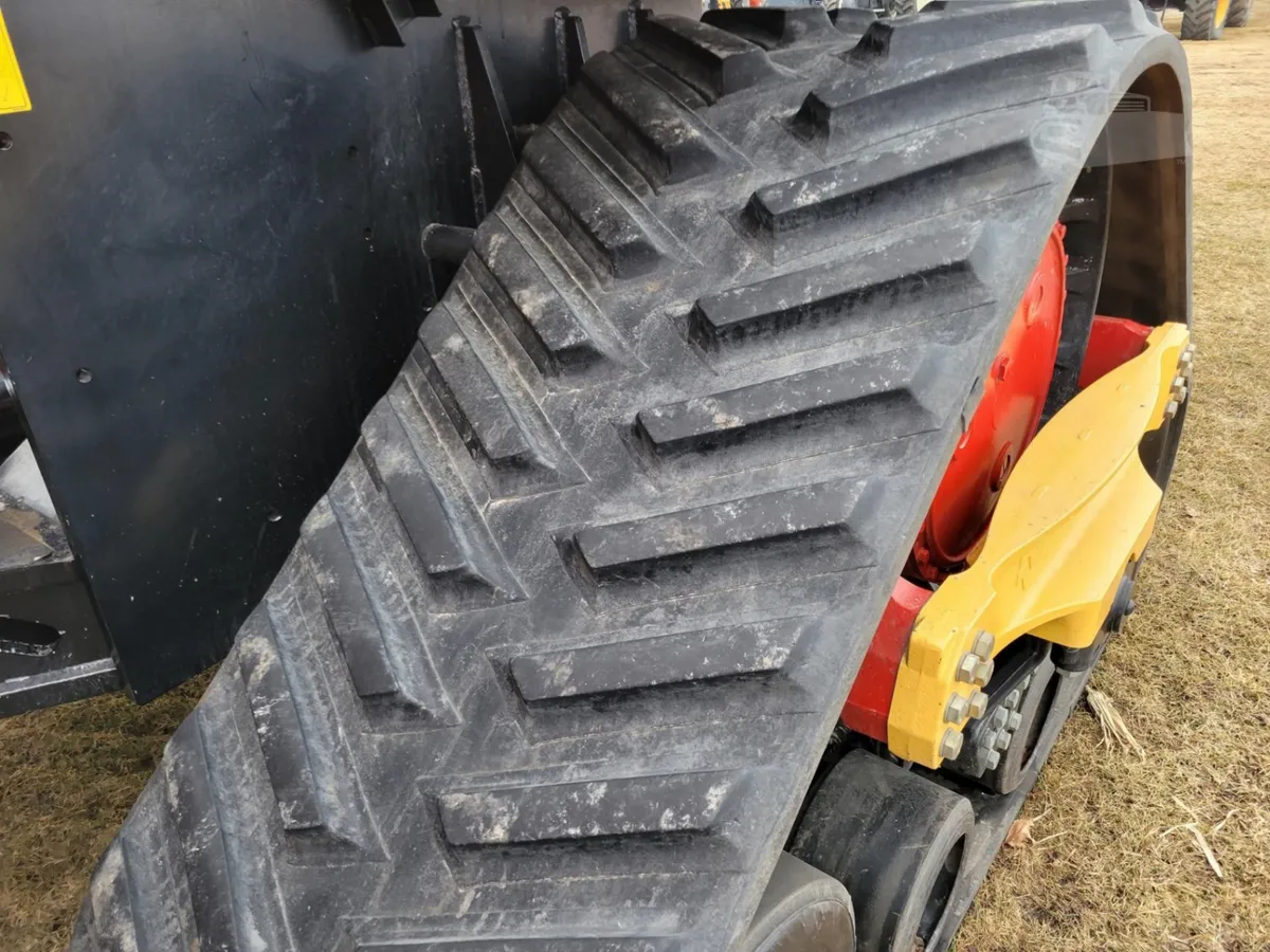 2022 Versatile 620DT Field Tractors Power for sale in Kensett, IA - listing photo 4 of 7