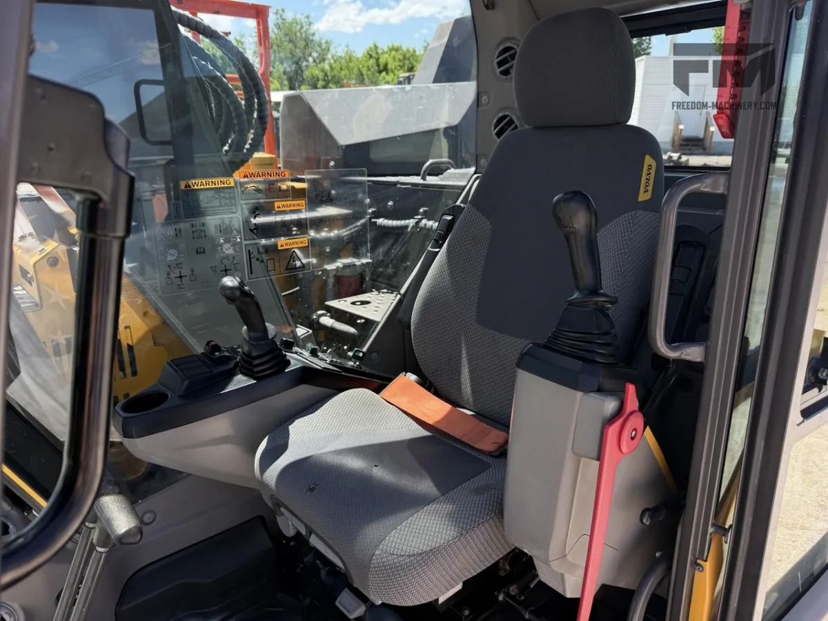 2018 Volvo ECR145EL Excavators for sale in Midvale, UT - listing photo 7 of 10