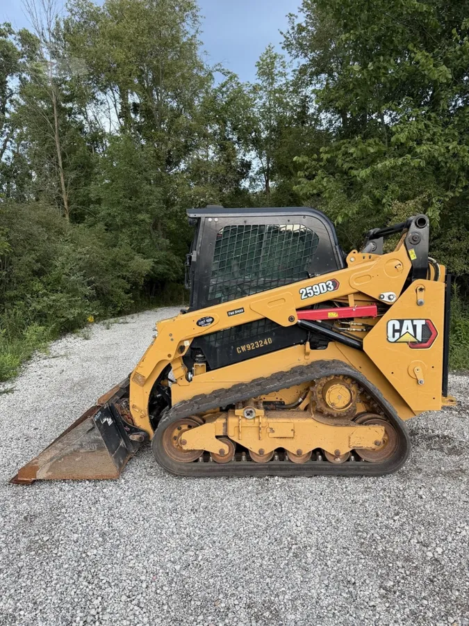 2023 Caterpillar 259D3 Track Loaders for sale in Eagle, MI - listing photo 3 of 10