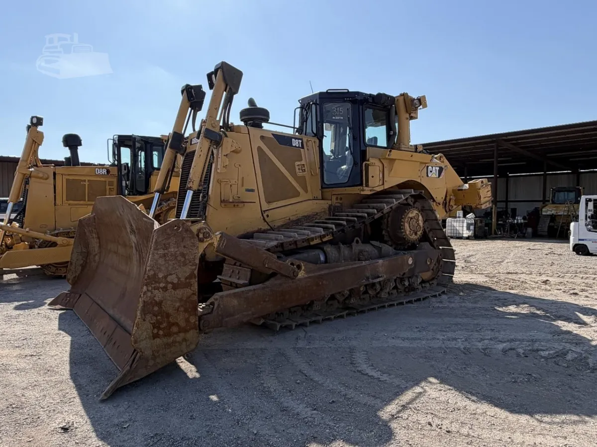 2012 Caterpillar D8T Dozers for sale in Hidalgo, TX - listing photo 2 of 10