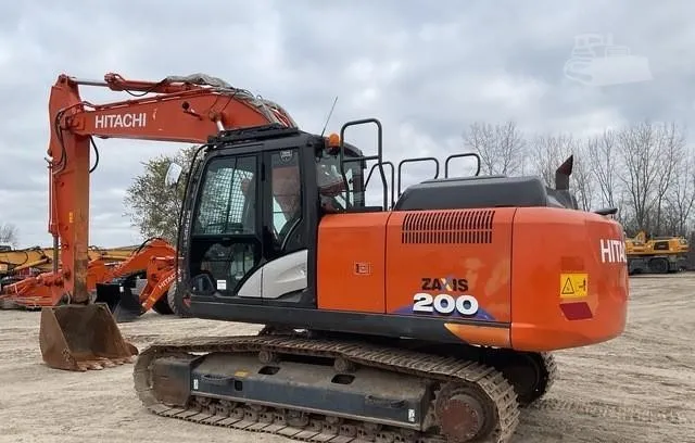 2019 Hitachi ZX200-6 Excavators for sale in Lebanon, ME - listing photo 5 of 10