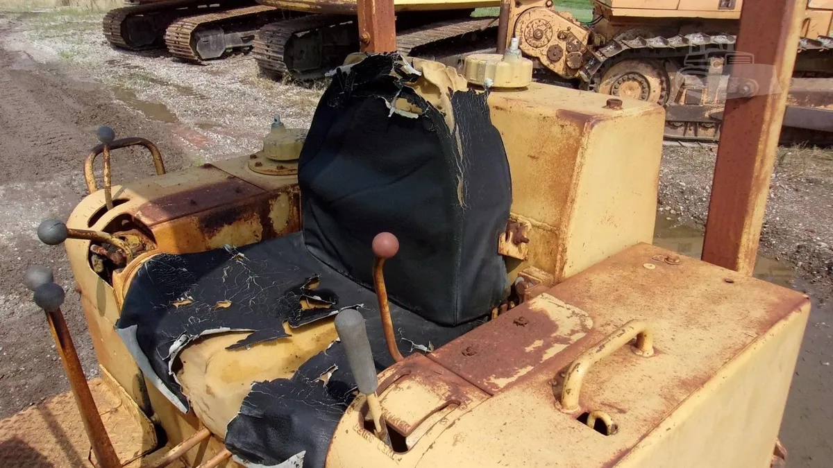 1976 Dresser TD8E Dozers for sale in Galva, IL - listing photo 7 of 8