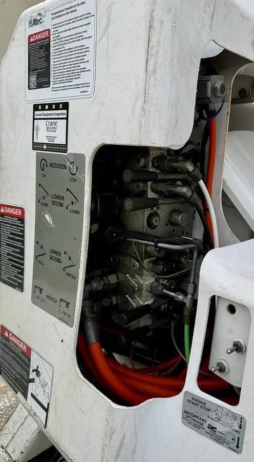 2018 Altec AA55 MH Service Mechanics Truck Crane for sale in Knoxville, IA - listing photo 20 of 38