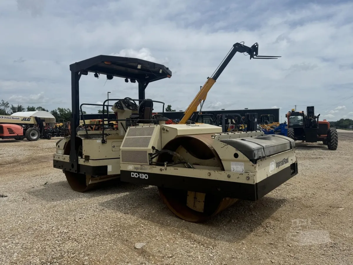2001 Ingersoll Rand DD130 Smooth Drum Rollers for sale in Strafford, MO - listing photo 3 of 10