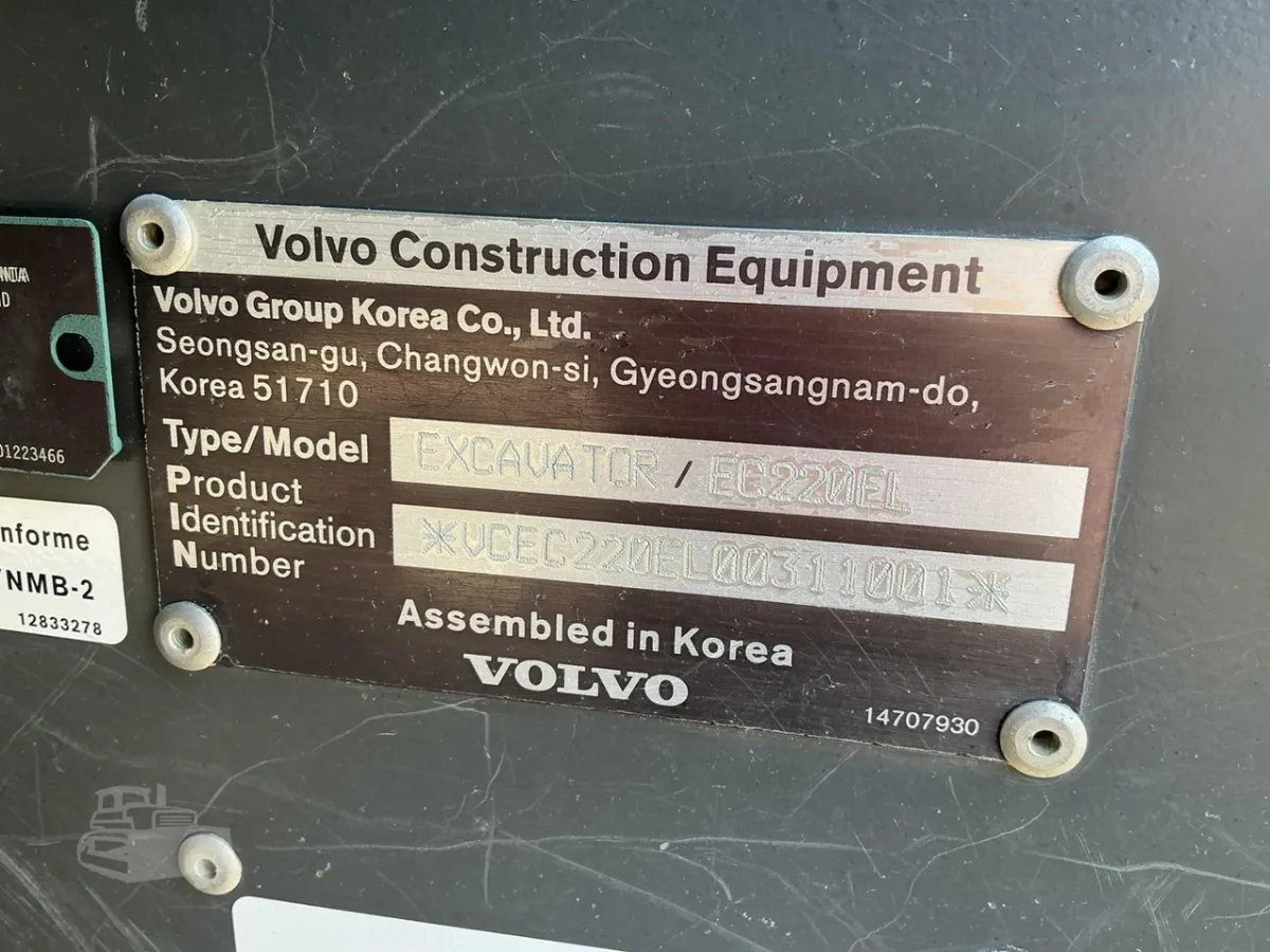 2019 Volvo EC220EL Excavators for sale in Allegan, MI - listing photo 8 of 10