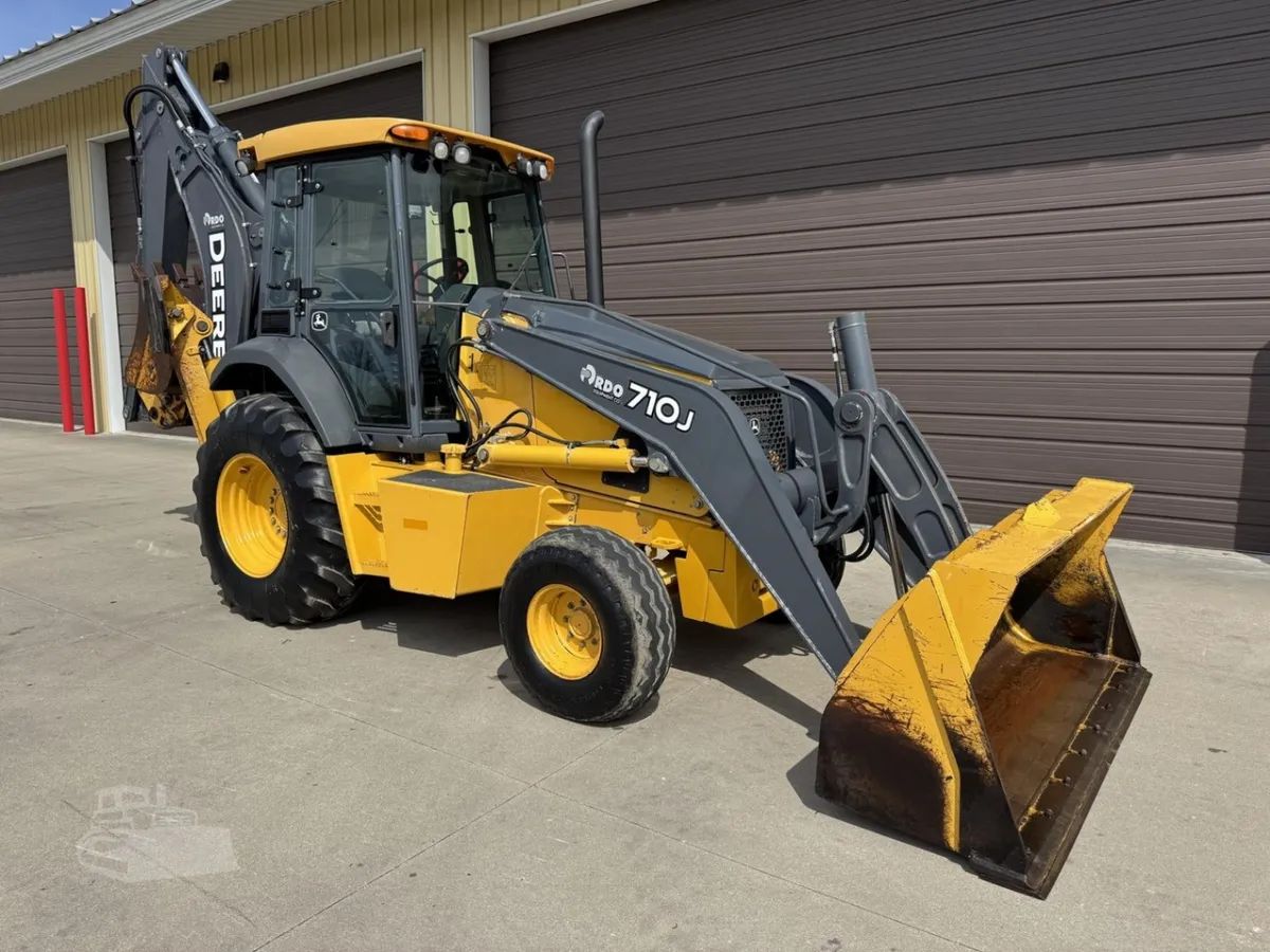 2011 John Deere 710J Backhoe Loaders for sale in Allegan, MI - listing photo 3 of 10