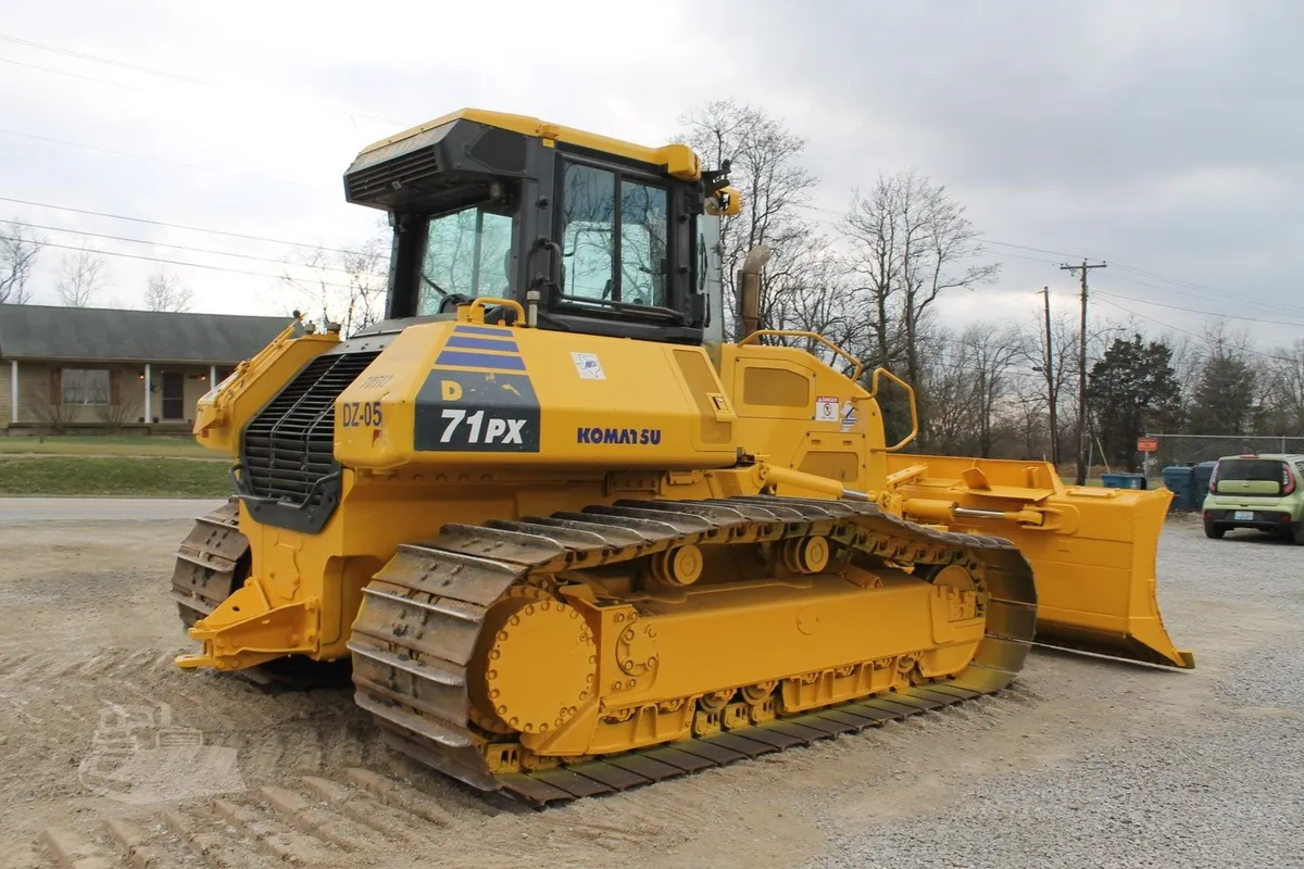 2022 Komatsu D71PX-24 Dozers for sale in Pleasureville, KY - listing photo 4 of 10