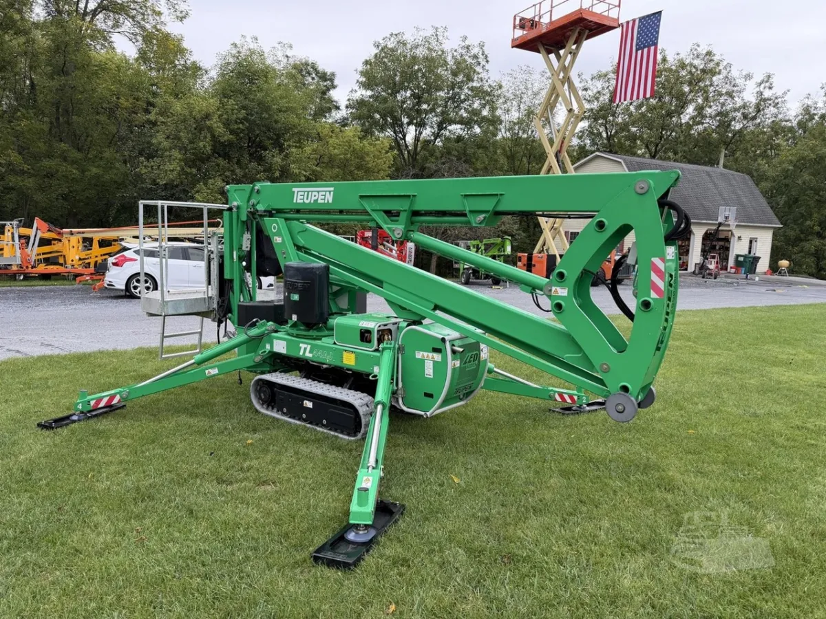 2018 Teupen TL44AJ Articulating Boom Lift Knuckle for sale in Annville, PA - listing photo 3 of 10