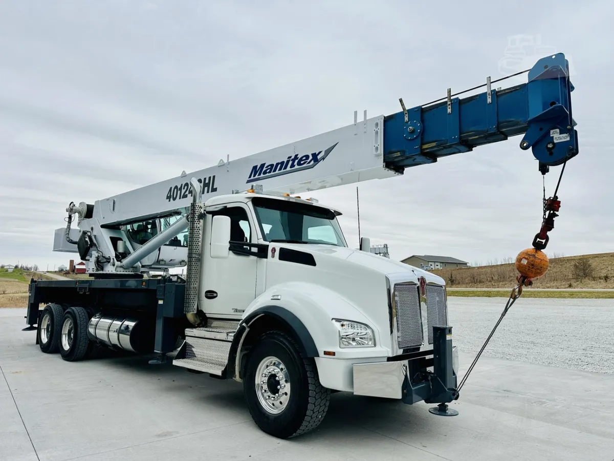 2020 Manitex 40124SHL Cranes Mobile for sale in Wellman, IA - listing photo 5 of 58