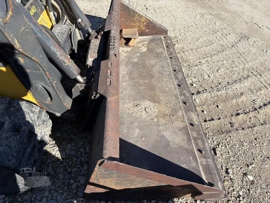 2018 New Holland C237 Track Loaders for sale in Alta, IA - listing photo 10 of 24