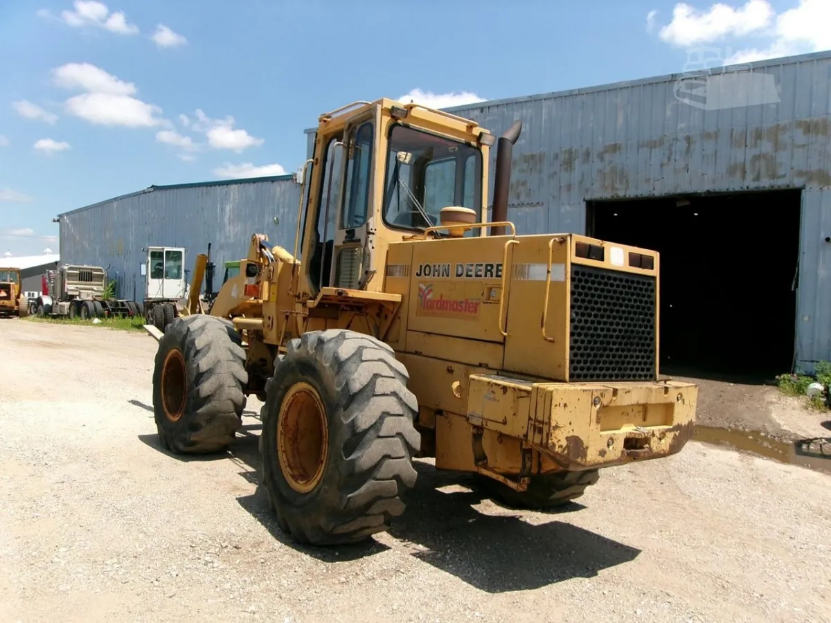 1989 John Deere 444E Wheel Loaders for sale in Galva, IL - listing photo 3 of 8