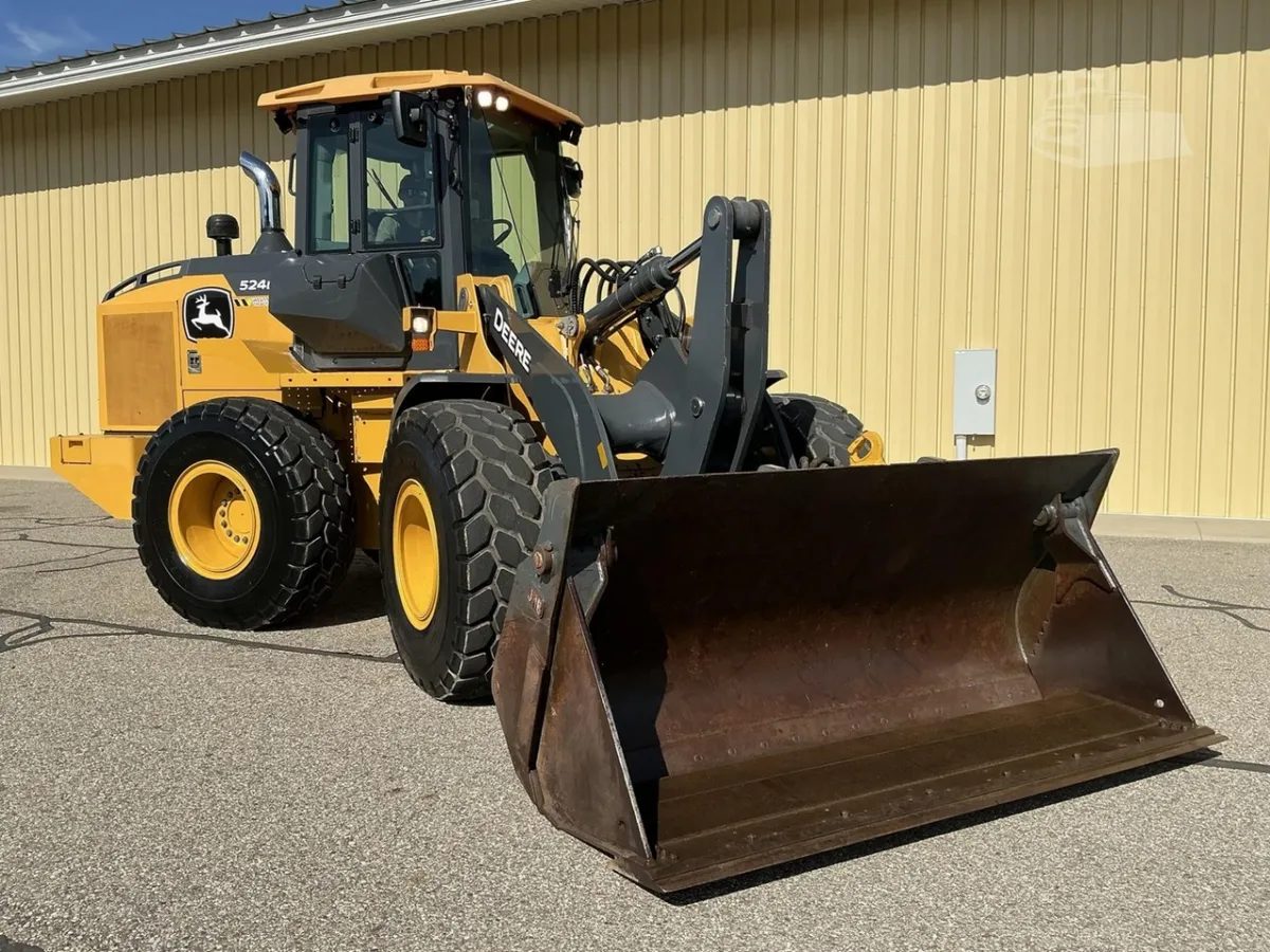 2020 John Deere 524L Wheel Loaders for sale in Allegan, MI - listing photo 2 of 10