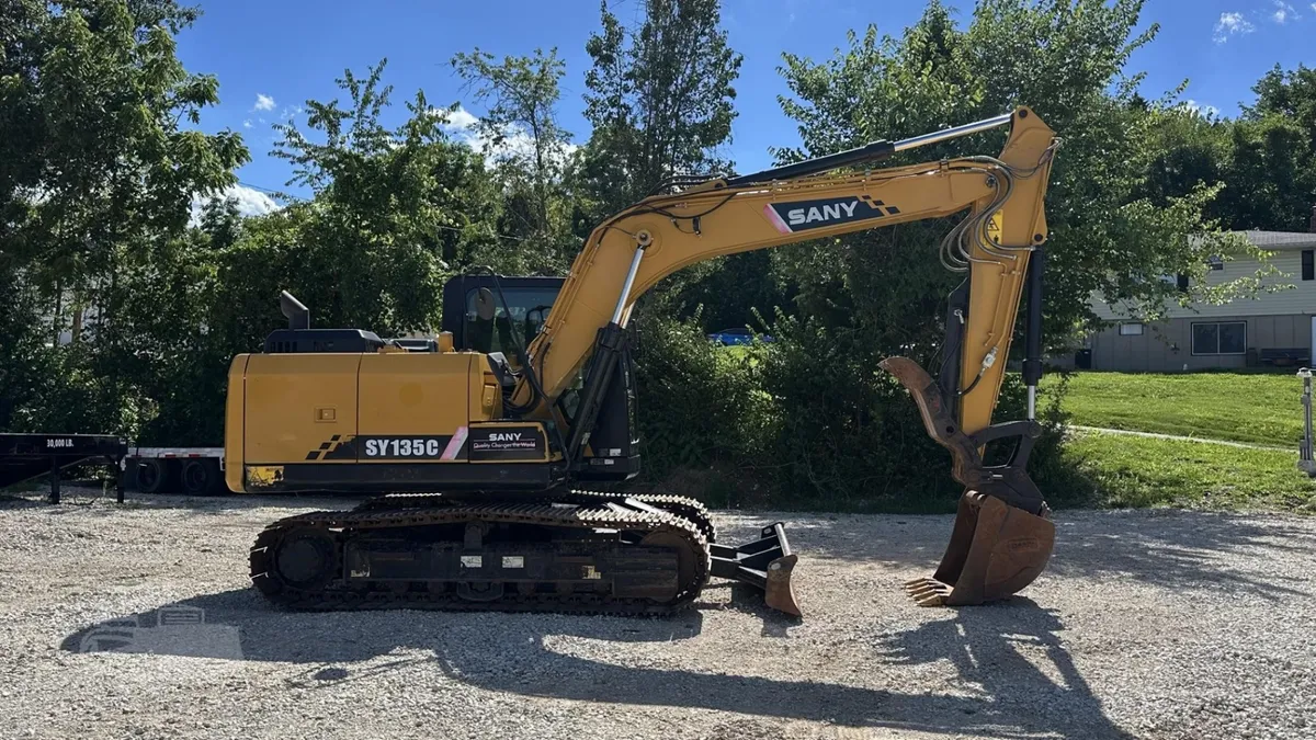 2022 SANY SY135C Excavators for sale in Barnhart, MO - listing photo 2 of 8