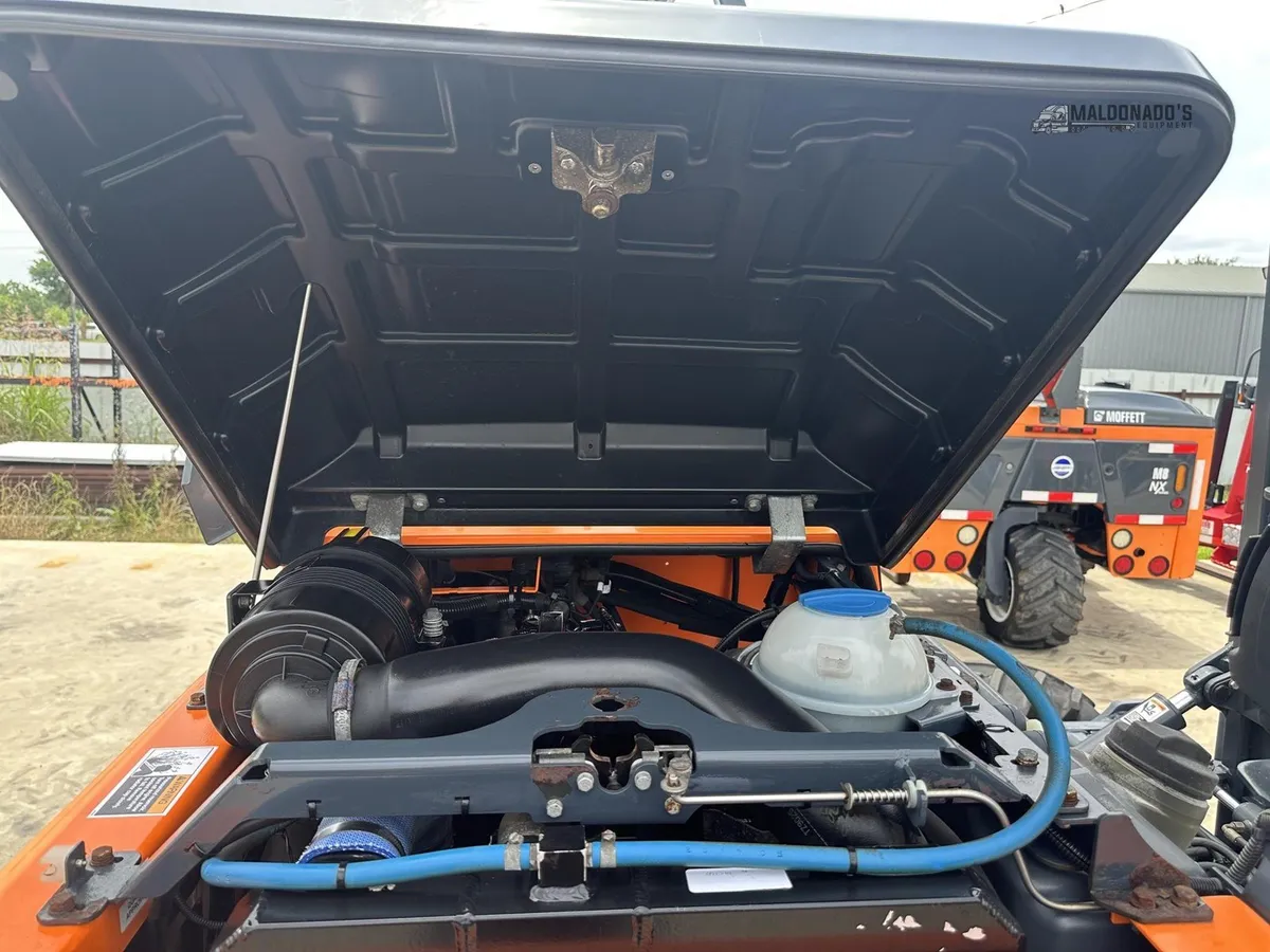 2019 Moffett M8 55.3 NX Rough Terrain Forklift for sale in Ferris, TX - listing photo 8 of 10